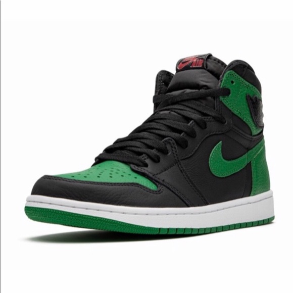 SOLD Nike Men’s Air Jordan 1 High Pine Green - Picture 1 of 4